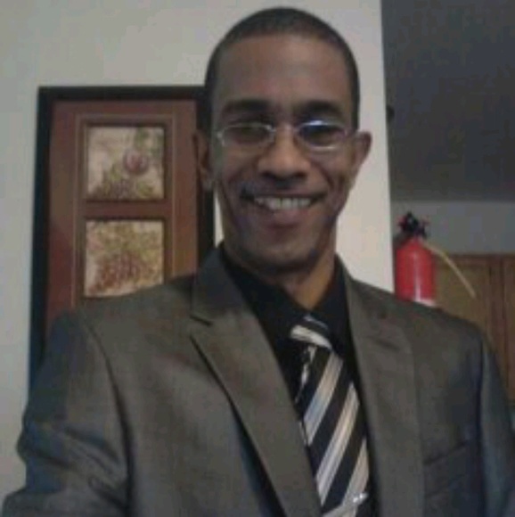 Meet your Posher, Amtonio - Picture 1 of 1